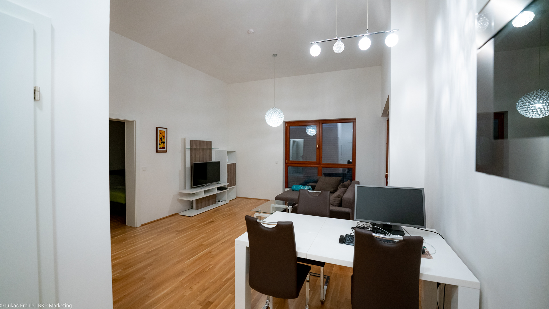 Wohn-Esszimmer einer 1-Zimmer-Wohnung in Hartberg